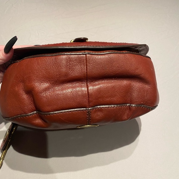 Fossil Crossbody - Picture 4 of 8